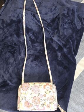 Floral Crossbody Shoulder Wallet - Pink & Cream